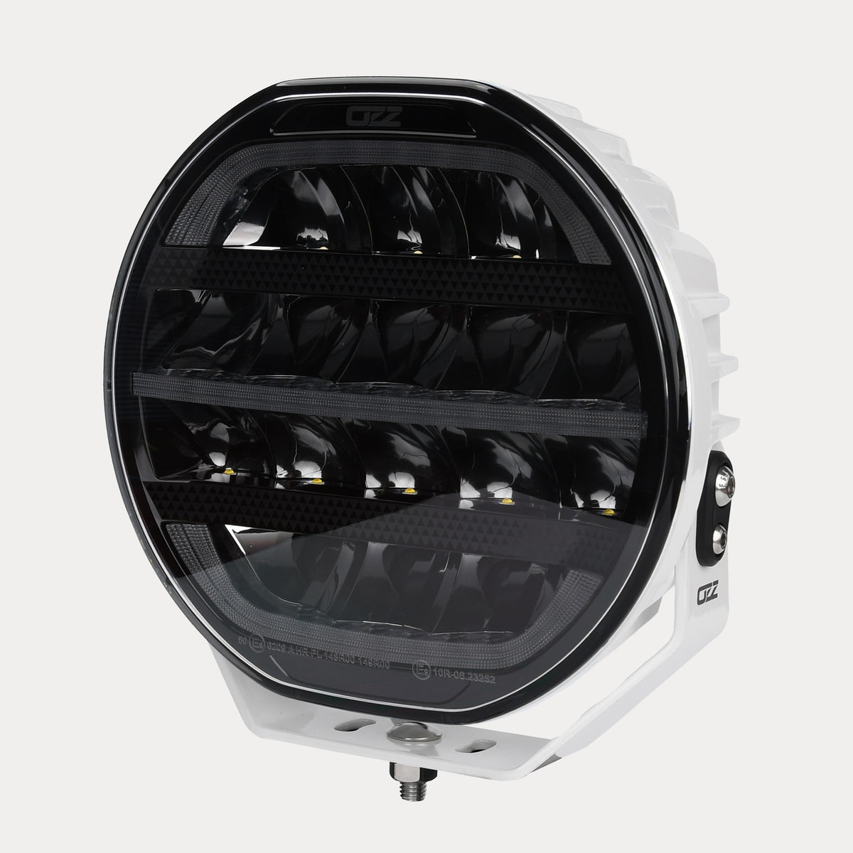 OZZ XR2 P9″ Black & White