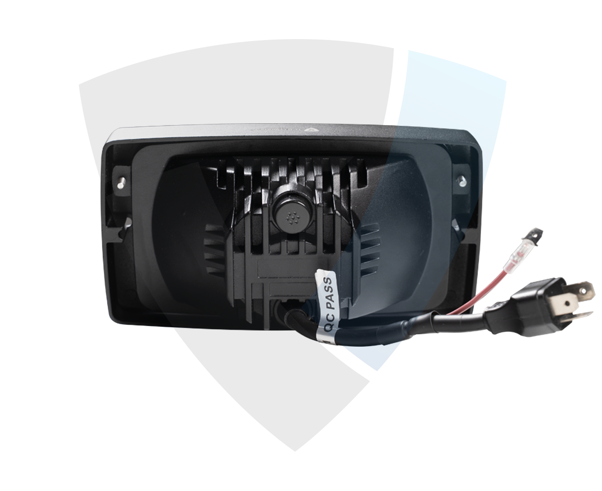 Brutalni LED Far 102W – Pravokutni – Kratko i Dugo Svjetlo za Fendt