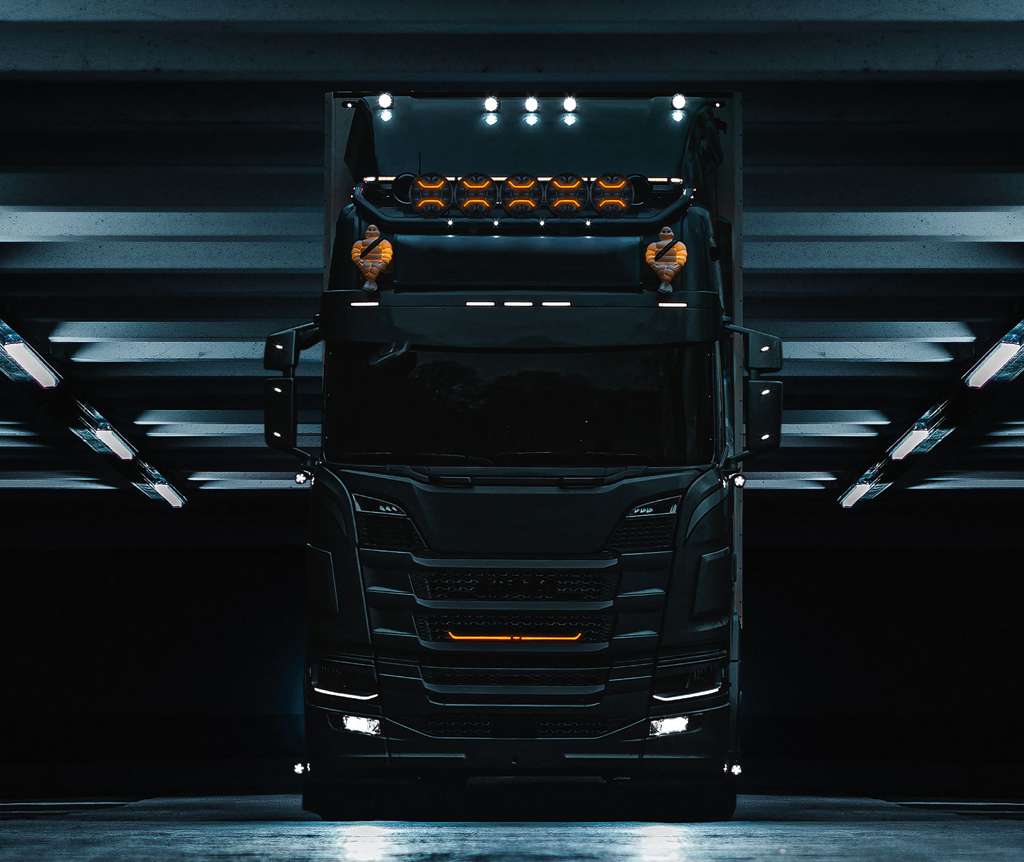 DARK KNIGHT INTENSE 9" - 13.500 LUMENA I INTENZIVAN DIZAJN