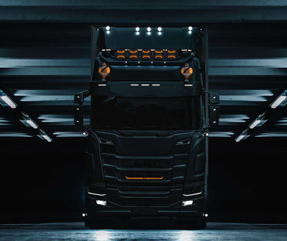 DARK KNIGHT INTENSE 9" - 13.500 LUMENA I INTENZIVAN DIZAJN