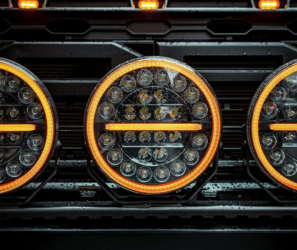 FIREFLY PRO DRIVING LIGHT 9" - 12.076 LUMENA I INTEGRIRANO UPOZORENJE