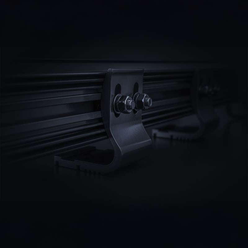 SIBERIA XP RED TIGER 12″: SVJETLO KOJE VIDI KROZ MRAK