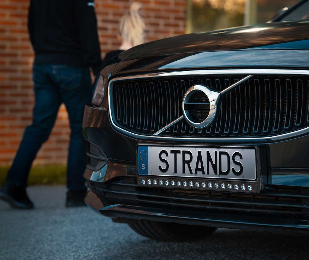 NUUK E-LINE BLACK 20″ - NEVIDLJIVI DIZAJN, REVOLUCIONARNA SNAGA