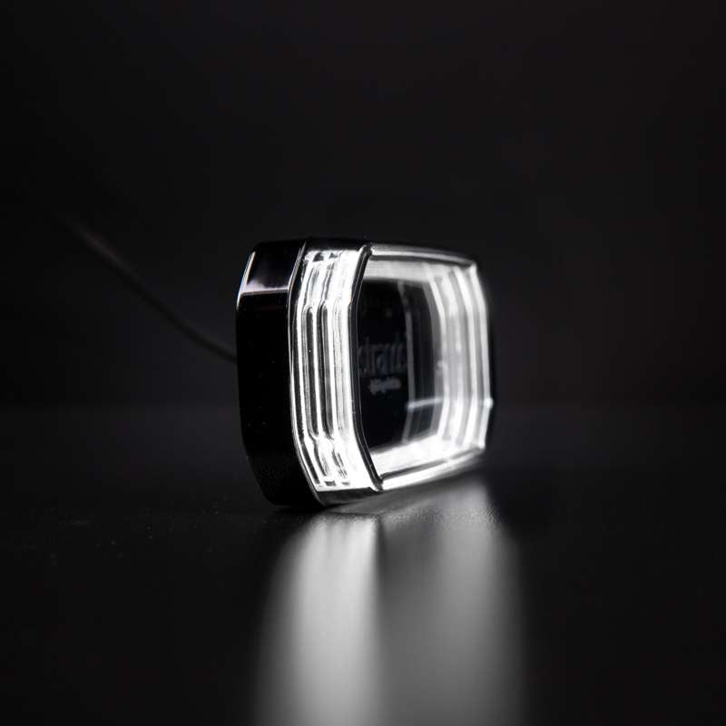 FOR9T SCALE  POSITION LIGHT