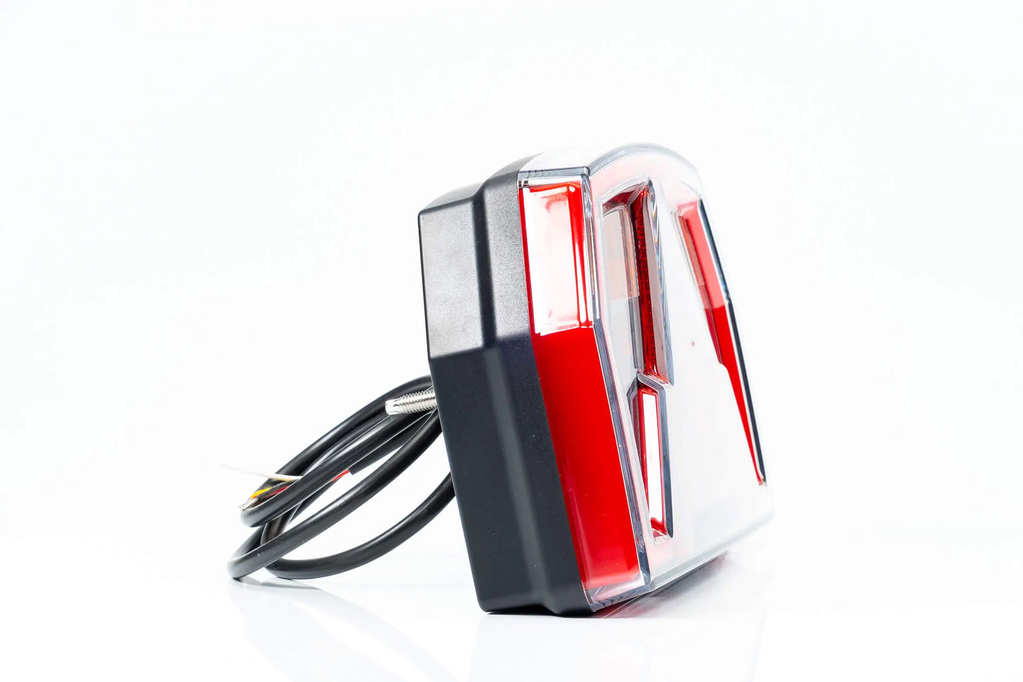 FT-371 LED – Pametno Stražnje Svjetlo s CANBUS Kontrolom