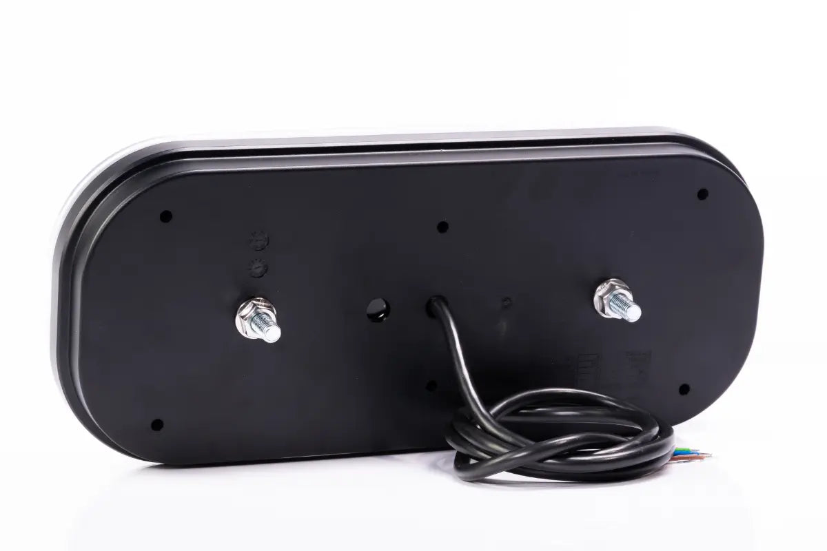 FT-610 LED DI – Stražnje Svjetlo s Dinamičkim Žmigavcem i Ugrađenim Reflektorom