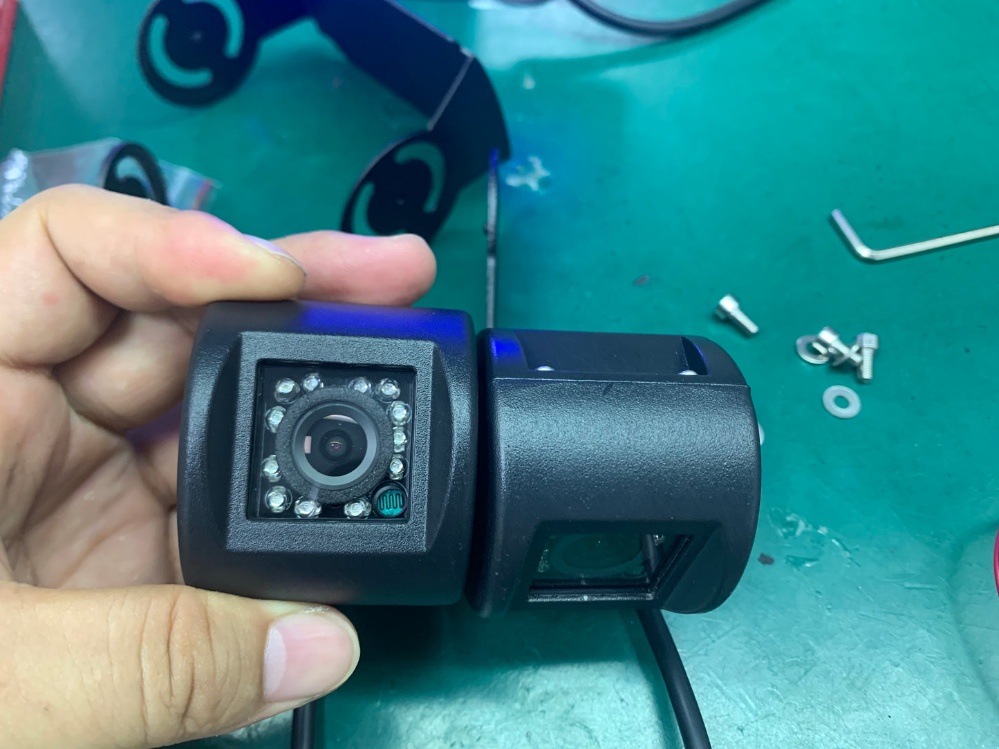 JPC-121 Dual Lens AHD Kamera – 180° Vertikalni Pregled Bez Mrtvih Kutova