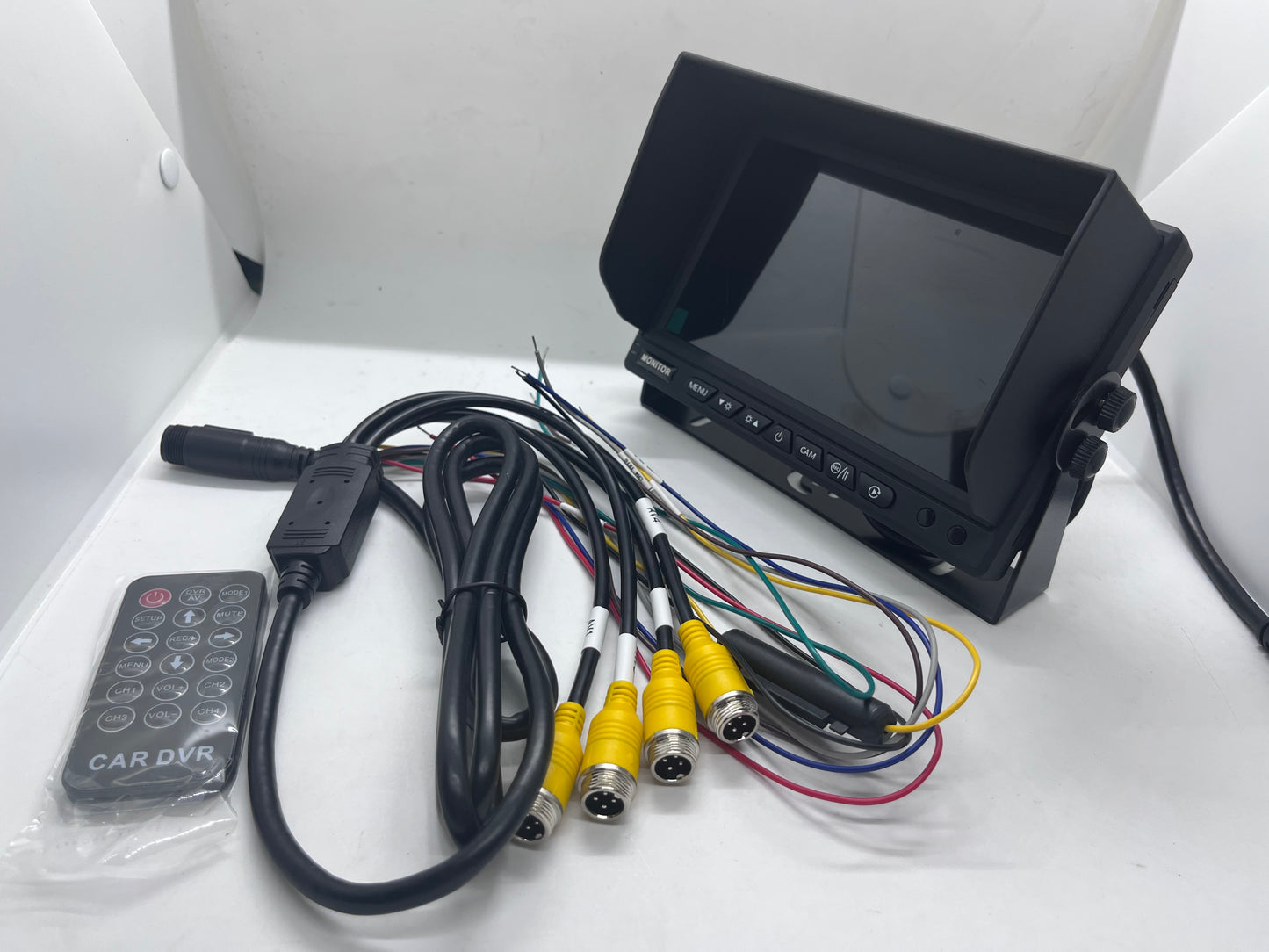 7" Quad HD Monitor JPM-706Q – Prikaz i snimanje 4 kamere (12V-36V)