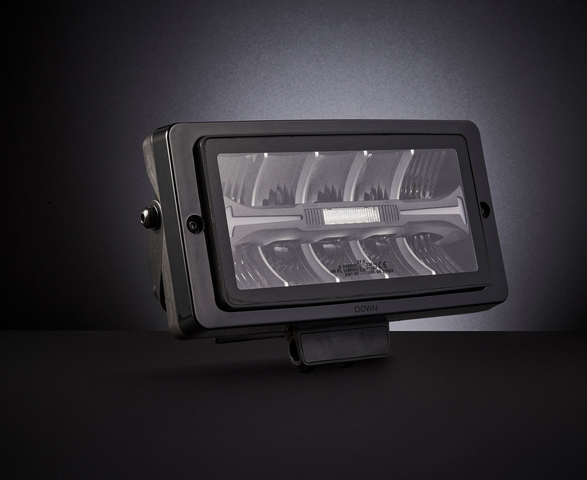 PRAVOKUTNI PRO LED Far – Dugo svjetlo + DINAMIČKA Pozicija + Bljeskalica